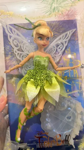 Boneca Tinker Bell da Disney lacrada.