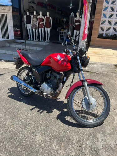Vendo Honda fan 125 ano 2013, toda conservada, na partida elétrica