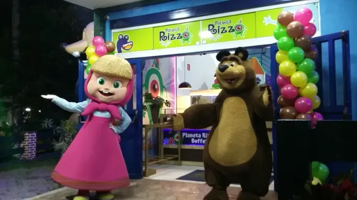 Masha e Urso cover personagens vivos festa infantil