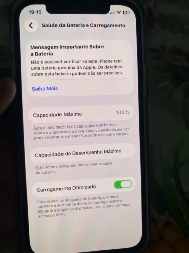 Vendo um iPhone 12 de 128 gigas bateria 100%
