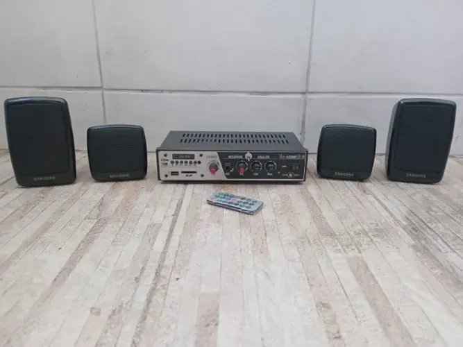 Amplificador Com 4 Caixas Samsung, apenas 220,00