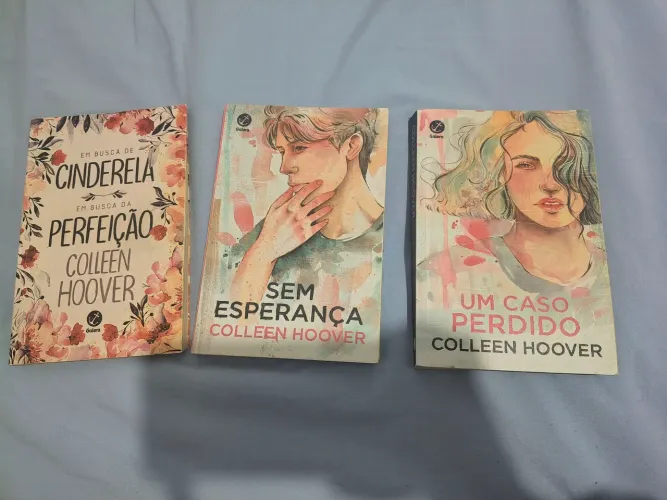 3 Livros - Kit Hopeles - Collen Hoover