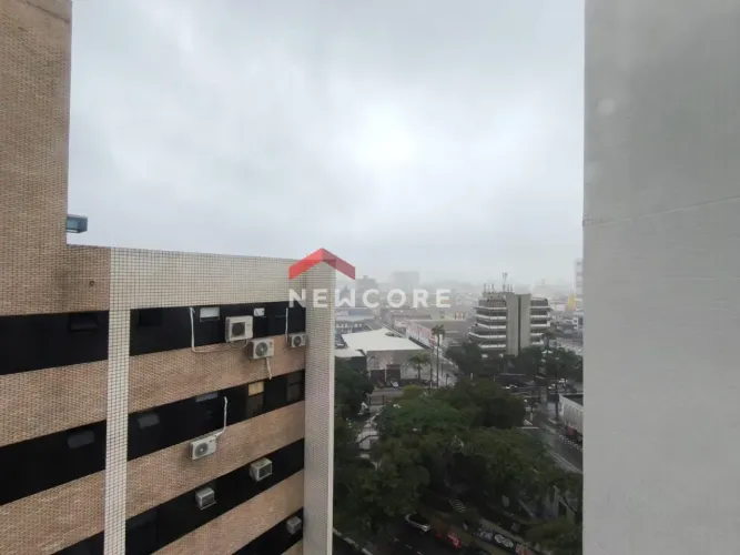 Sala comercial em Avenida Senador Pinheiro Machado - Marapé - Santos/SP