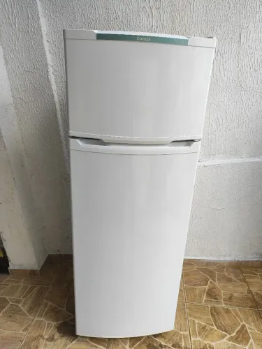 Geladeira Consul funcionando perfeitamente foda o frete grátis