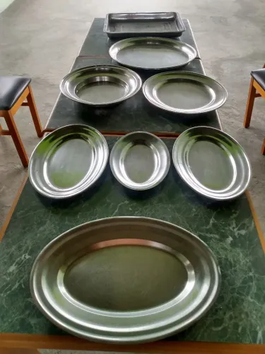 8 bandejas em aço inox