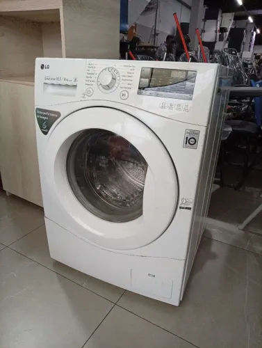 Máquina Lava E Seca LG Para Peças<br><br>(Defeito: Motor Batendo)<br><br>R$ 600,00