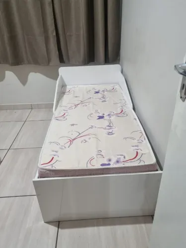 Venda cama infantil. Suporte criança até 07 anos 