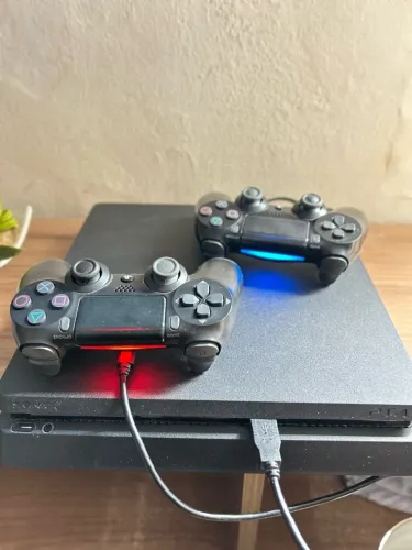 PS4 SLIM 500GB