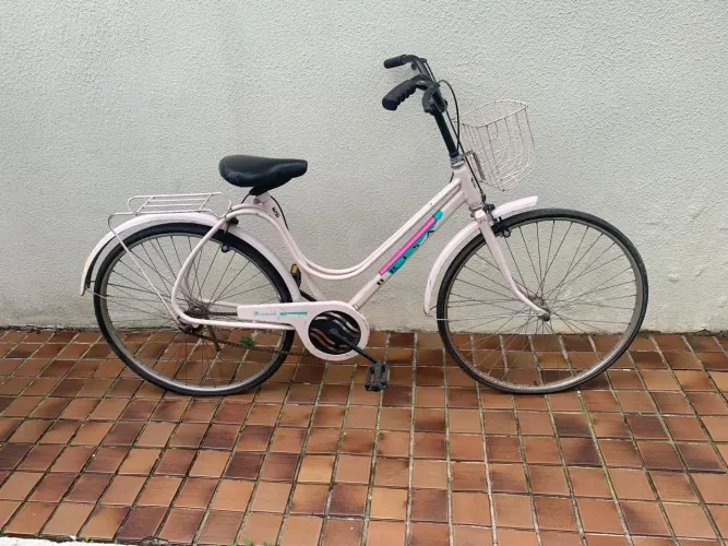 Bicicleta Monark Rosa reliquia