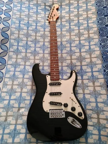 Guitarra Squier California Series