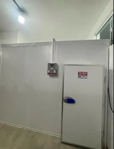 Câmara Fria Industrial Sob Medida | Fabricação Própria