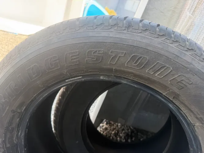 Pneu Hilux