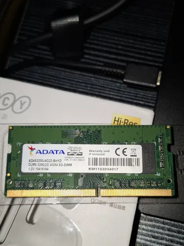 Memória RAM Notebook ADATA 4GB DDR4 3200MHz SO-DIMM (AD4S3200J4G22-BHYD)