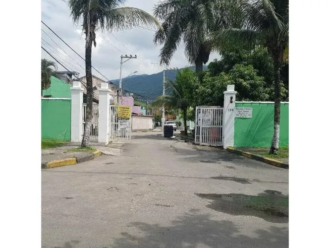 Casa em Leilão - Bangu Freguesia de Campo Grande - Rio de Janeiro - RJ