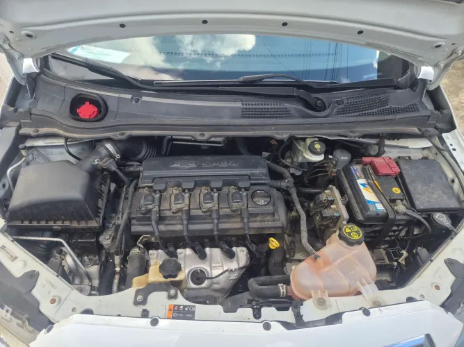 Chevrolet Onix Hatch LT 1.4 8V Flex Power Aut. 4P 2015