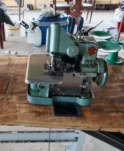 Máquina de costura