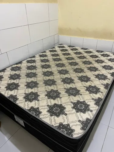 Cama de casal box