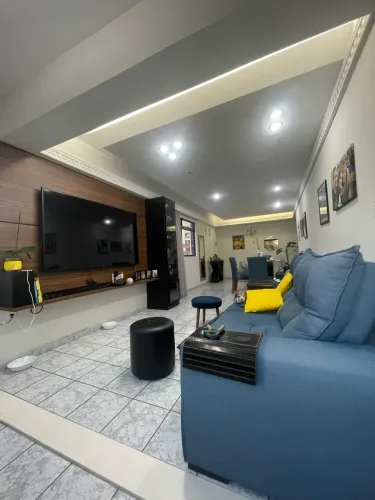 lindo apartamento para venda em Intermares com tres quartos.