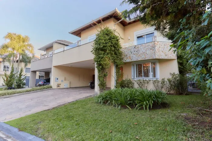 Casa em condomínio com piscina, 4 Suítes, à venda, 266,24 m2, Santa Felicidade, CURITIBA -