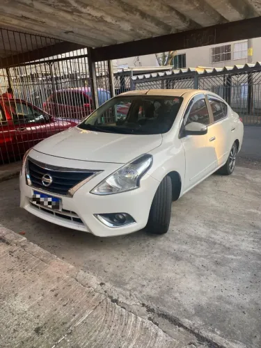 Nissan Versa Unique 1.6 16V Flexstart 4P Aut. 2018
