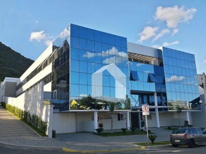 Sala para alugar, 49 m² por R$ 3.155/mês - Centro - Poços de Caldas/MG