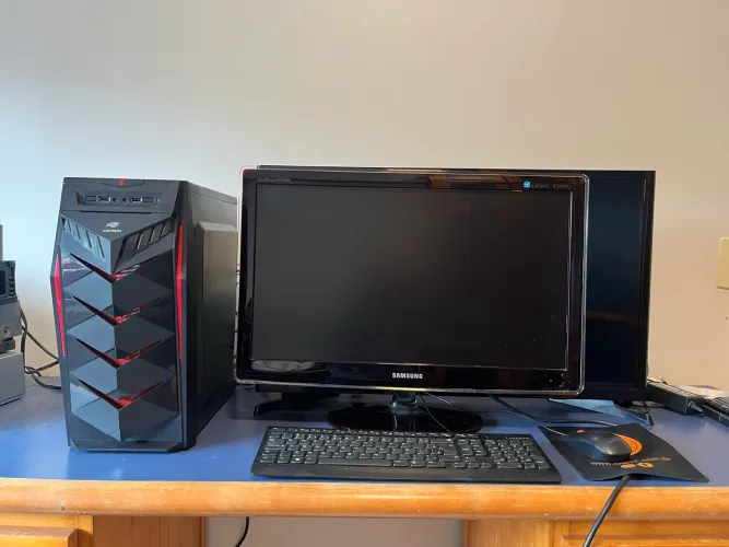 COMPUTADOR COMPLETO i7 + SSD RÁPIDO + MONITOR 24" 