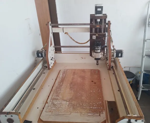 Vendo router cnc caseira