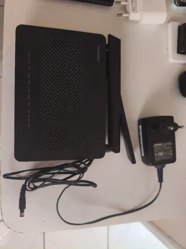 Modem Roteador ONU/ONT Huawei EchoLife HG8145V5 Dual Band (2.4 GHz e 5.0 GHz)