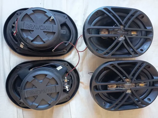 Alto-Falante Bravox B4X69 T 6x9 Quadraxial 250W (Usado)