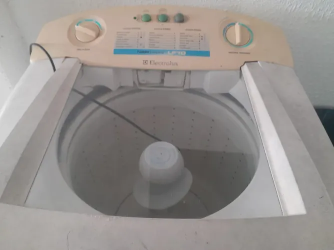 Máquina de lavar bom estado