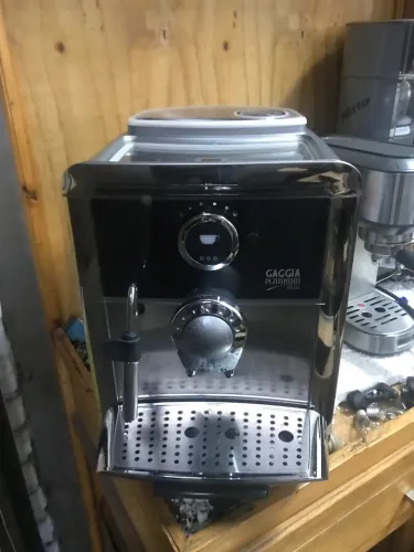 Máquina de café espresso automática Gaggia platinum