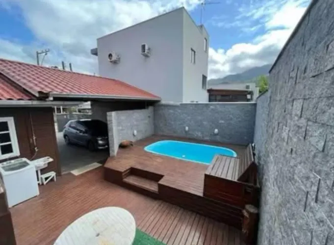 Vendo ou troco por Apartamento