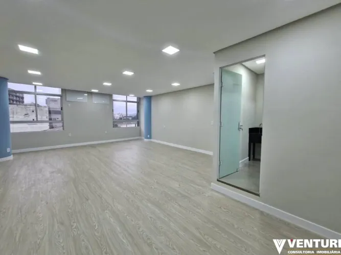 Sala para alugar, 58 m² por R$ 2.347,00/mês - Centro (Blumenau) - Blumenau/SC