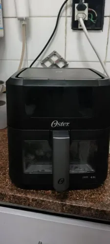 Fritadeira Digital Oster Clear de 4,6 litros