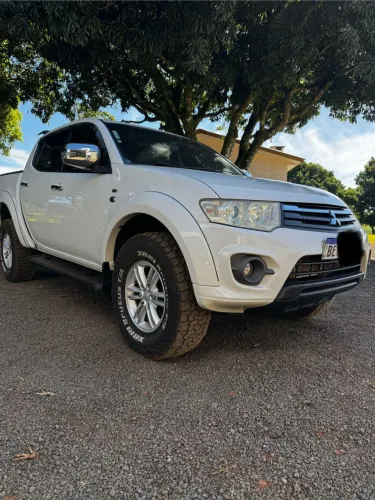 Mitsubishi L200 Triton HPE 3.2 CD TB Int.diesel AUT 2014