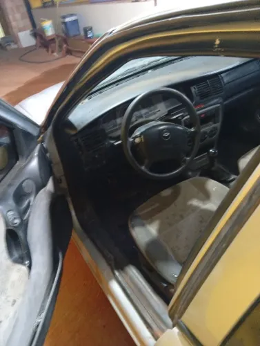 Chevrolet Vectra CD 2.2 16V / 2.0 16V Mec./aut. 2003