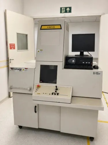Cabine de Raios X Industrial 80 kV - Inspeção de Solda, Eletrônica e BGA
