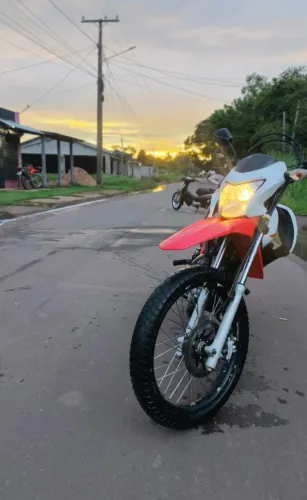 Vendo moto Bros 160 
