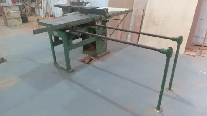 Esquadrejadeira 2m aceito proposta
