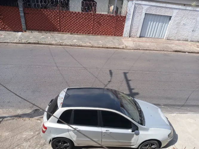 Fiat Stilo 1.8/ 1.8 Connect 8V 103cv 5P 2004