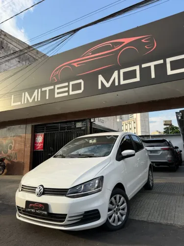 Volkswagen Fox Trendline 1.0 Flex 8V 5P 2015