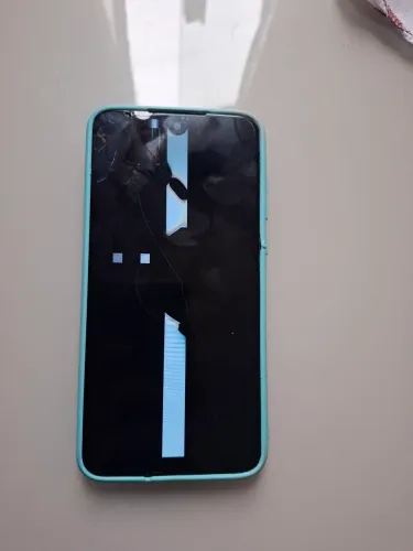 Moto g7 (tela quebrada)