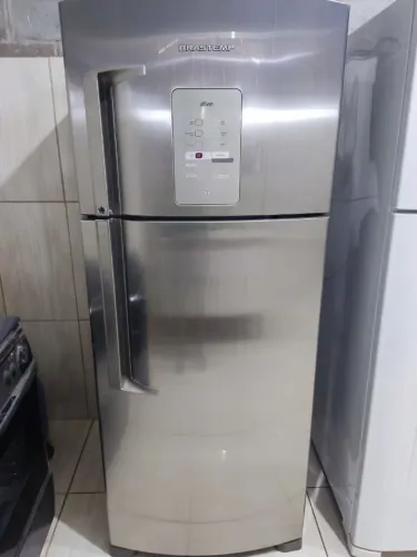 1355 Vendo geladeira 403l em aço inox