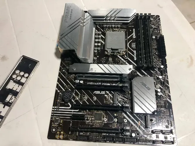 Placa mãe ASUS PRIME Z690-P DDR5 (USADA)