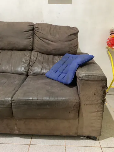 Oportunidade: Sofá-cama marrom