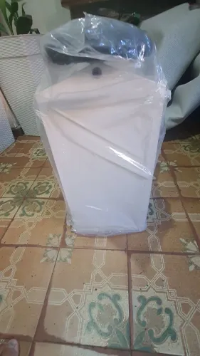 Vendo apoio suporte para os pés spa em mdf para manicuri