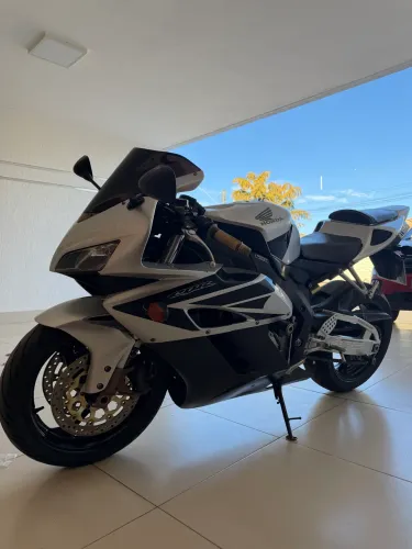 CBR 1000 RR