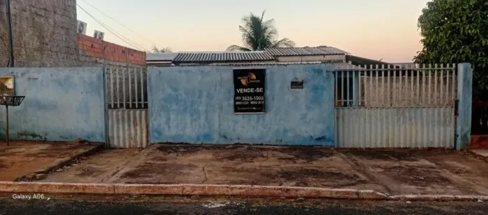 vendo casa no bairro unipark varzea grande, documento pronto para financiar.. *