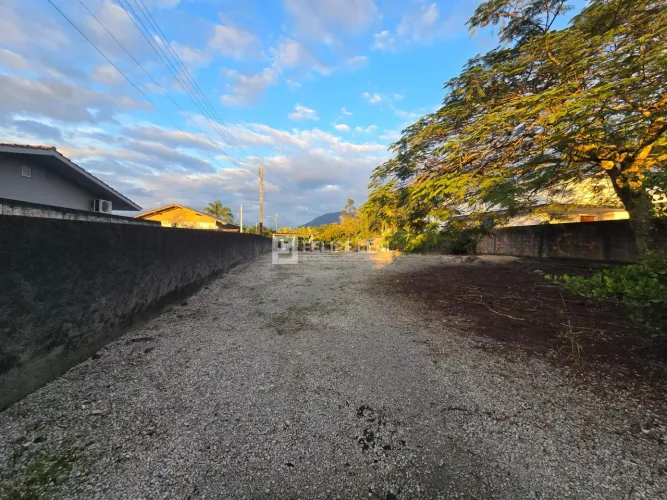 Terreno / Lote / Condomínio em Sul do Rio - Santo Amaro da Imperatriz