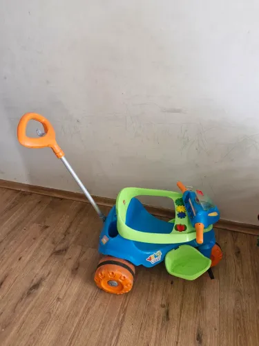 Triciclo Velobaby carrinho passeio bandeirante
